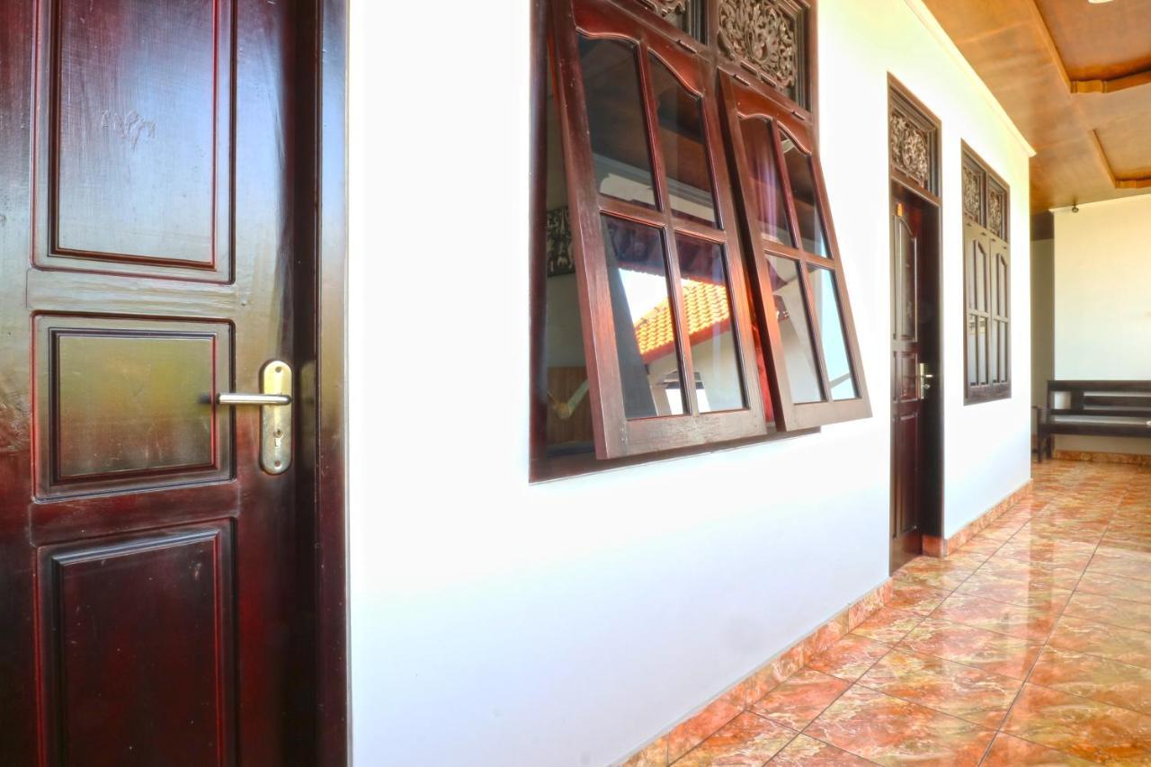 Bangsal Homestay Denpasar Exterior foto