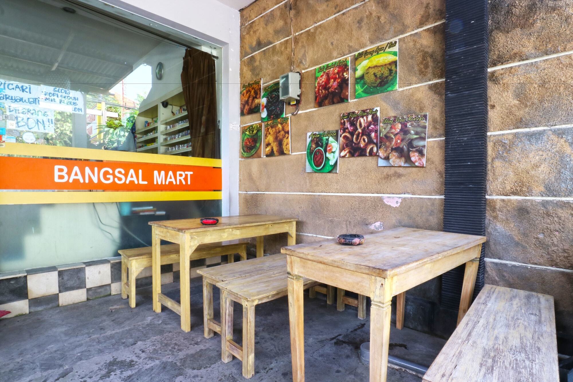 Bangsal Homestay Denpasar Exterior foto